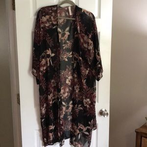 Black and crimson kimono